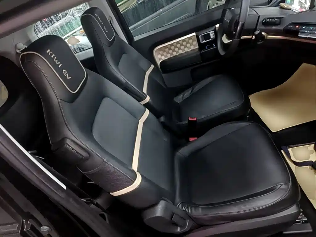 Baojun KiWi EV — миниатюра 25