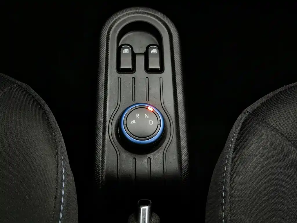 Wuling MINIEV — миниатюра 13