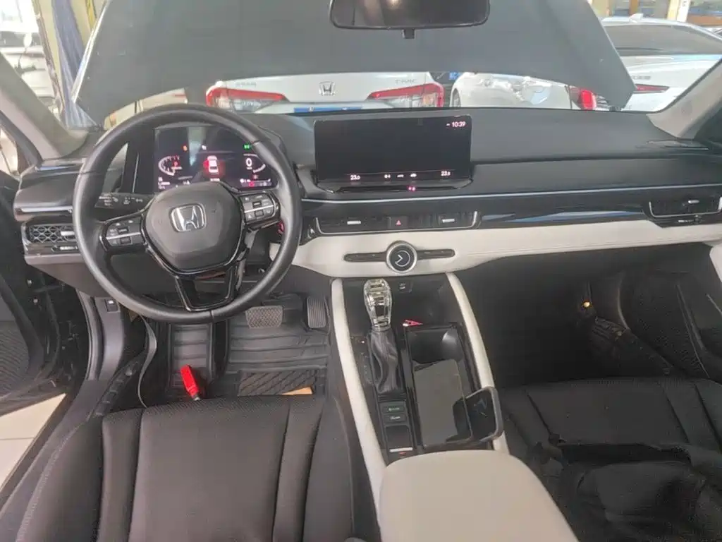 Honda Inspire — миниатюра 10