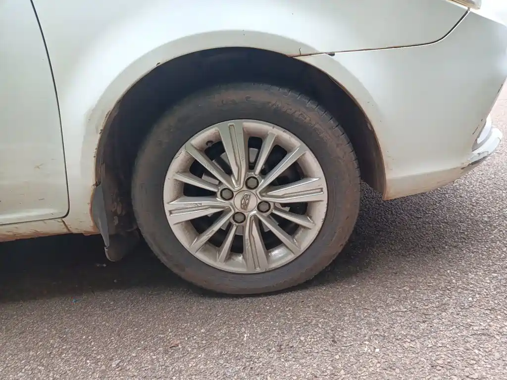 Geely King Kong — миниатюра 8