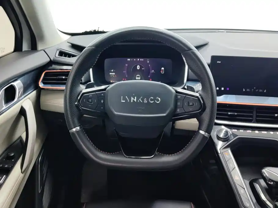 Lynk & Co 06 — миниатюра 15