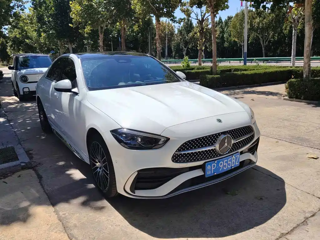 Mercedes-Benz C-Class — миниатюра 2