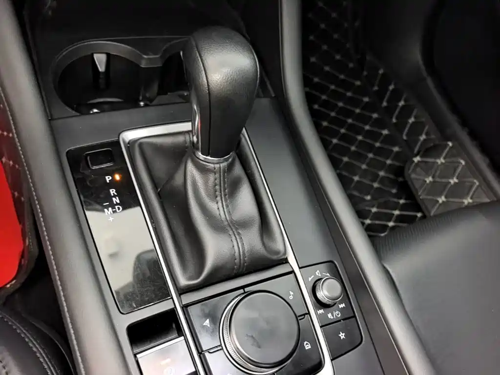 Mazda 3 Axela — миниатюра 14