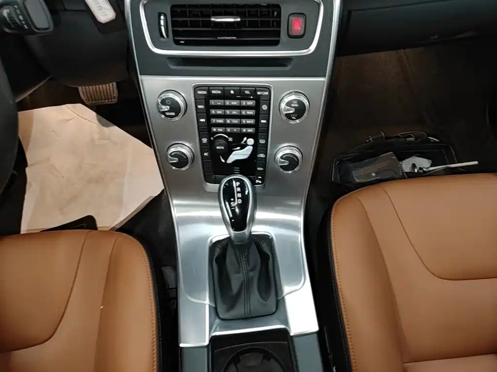 Volvo S60 — миниатюра 14