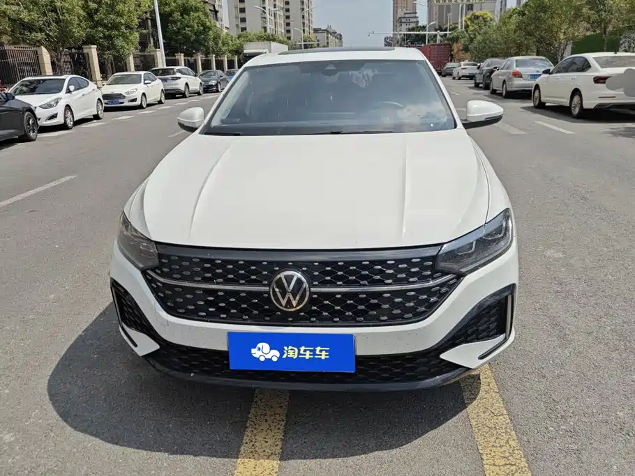 Volkswagen Lavida — миниатюра 2