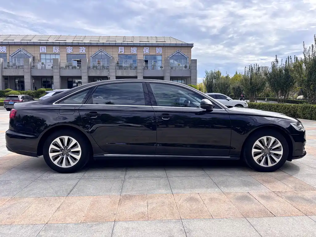 Audi A6L — миниатюра 4