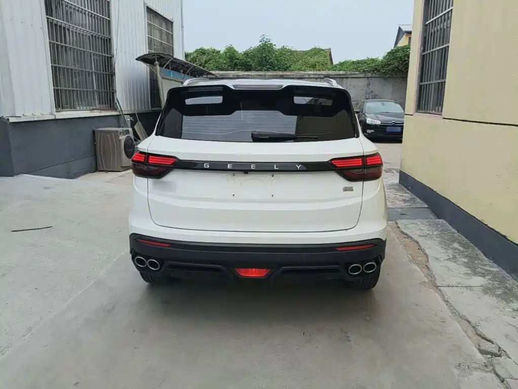 Geely Binyue — миниатюра 6