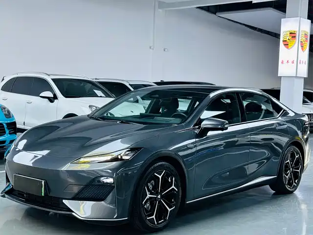 DARK BLUE CAR DARK BLUE SL03 2023