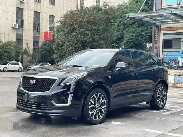 CADILLAC XT5