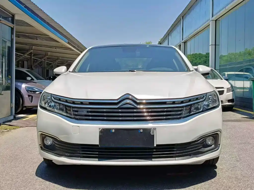 Citroen C6 — миниатюра 2