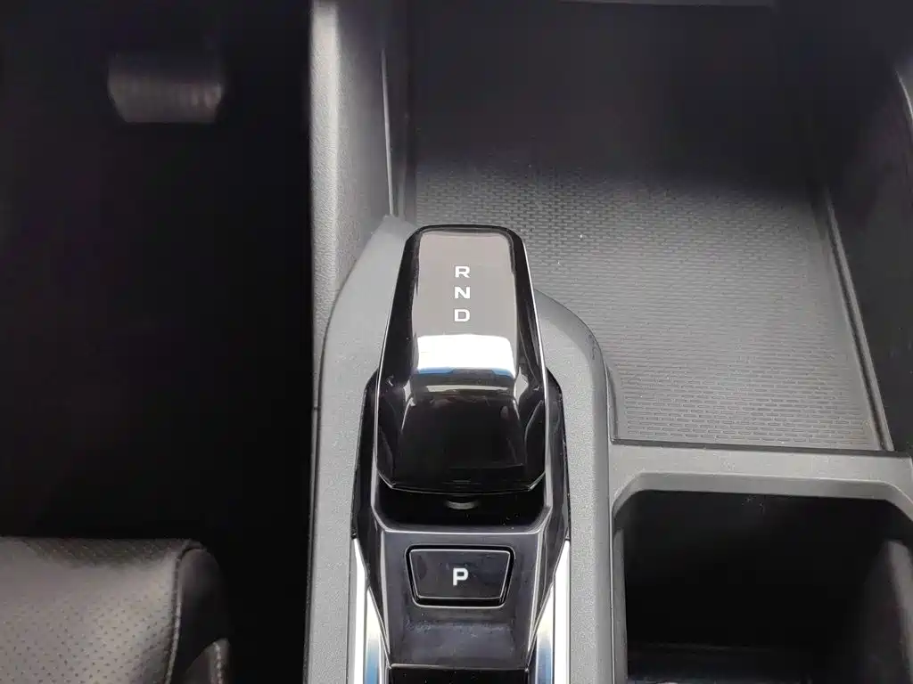 Geely Binrui — миниатюра 13
