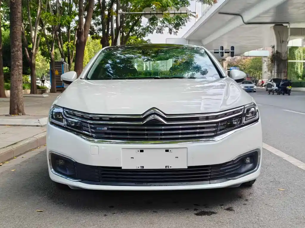 Citroen C6 — миниатюра 2