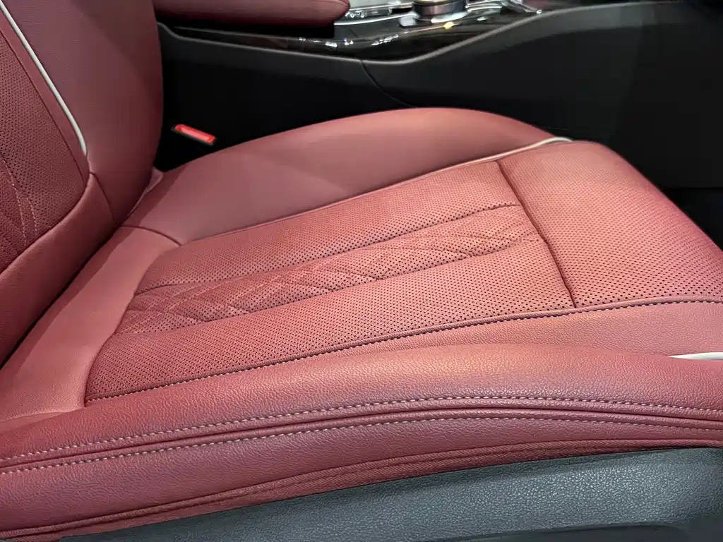 BMW 5 Series — миниатюра 19