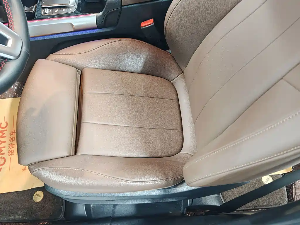 Mercedes-Benz GLB — миниатюра 13