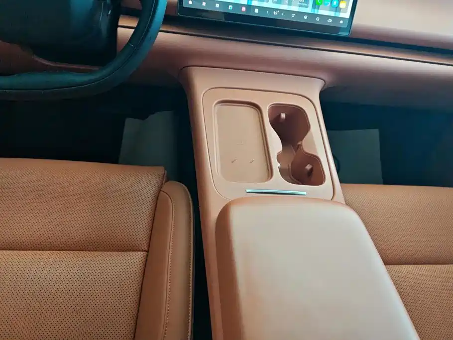 Leapmotor Leapmotor C10 — миниатюра 16