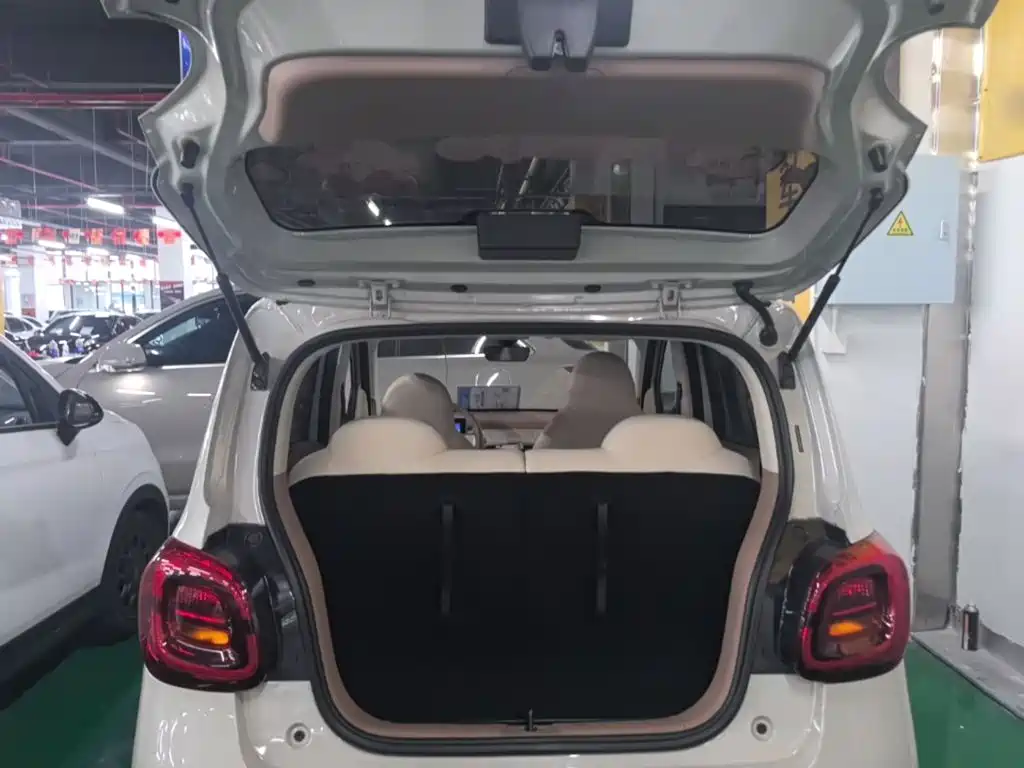Wuling MINIEV — миниатюра 19