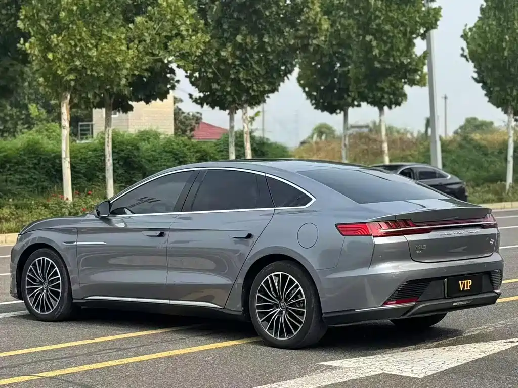 BYD Han — миниатюра 7