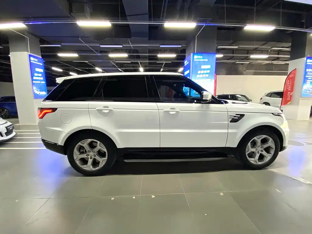 LAND ROVER RANGE ROVER SPORT NEW ENERGY
