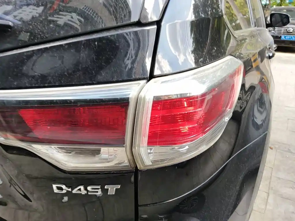 Toyota Highlander — миниатюра 8