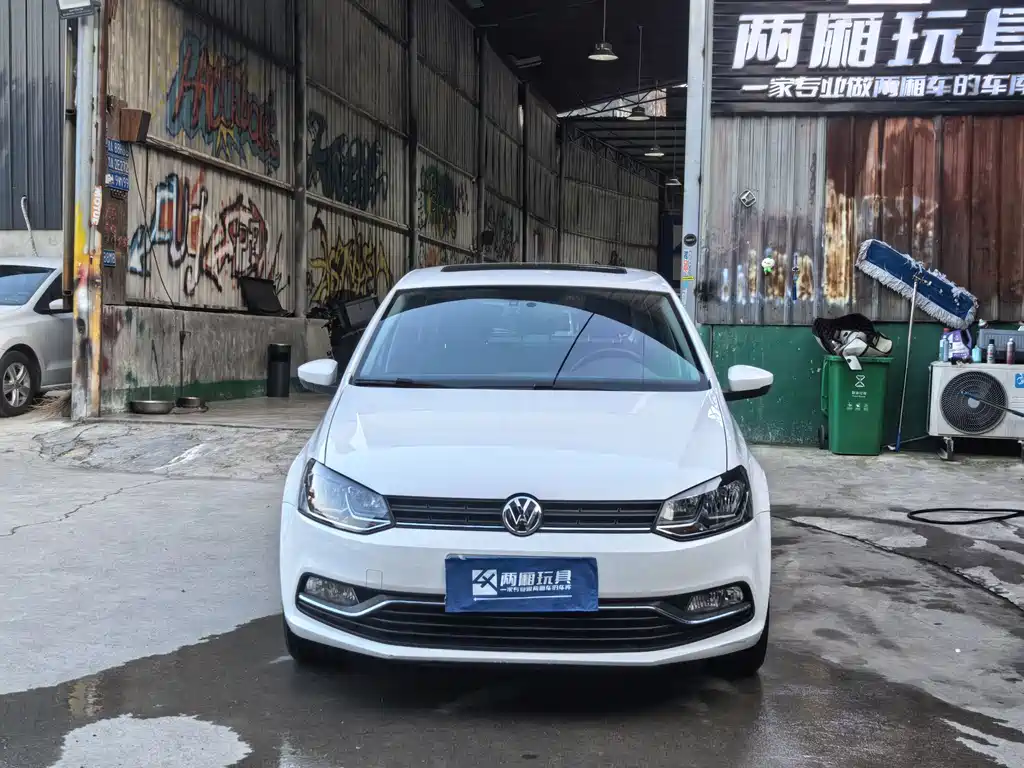 Volkswagen Polo — миниатюра 2