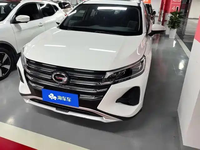 GAC TRUMPCHI GS4 2021