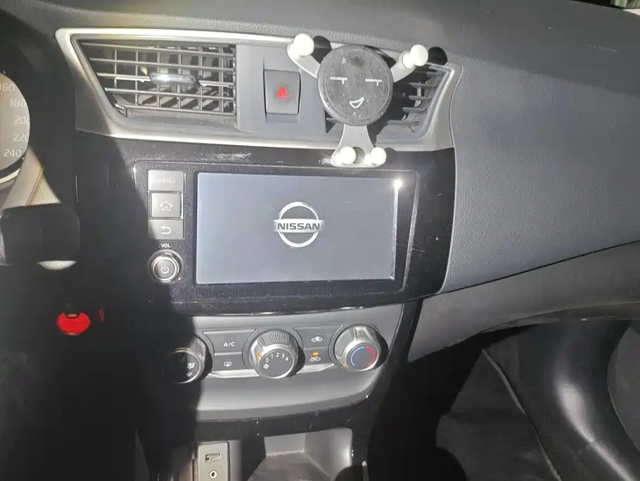 Nissan Sylphy — миниатюра 13