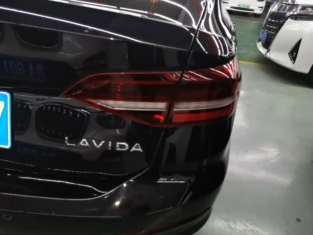 Volkswagen Lavida — миниатюра 8