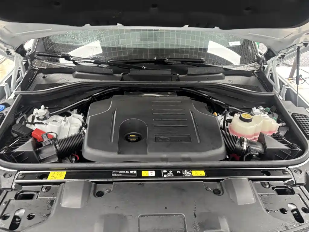 Land Rover Range Rover — миниатюра 30
