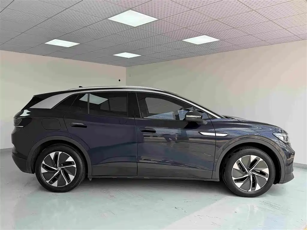 Volkswagen ID.4 Crozz — миниатюра 3