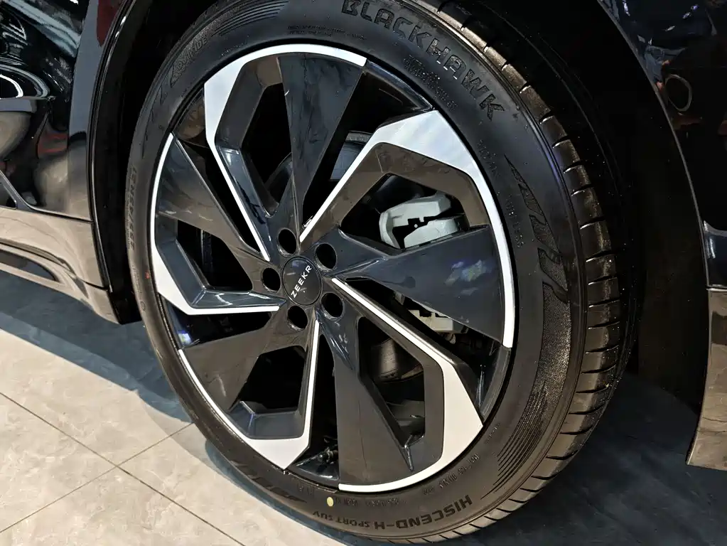 ZEEKR EXTREME KRYPTON 001