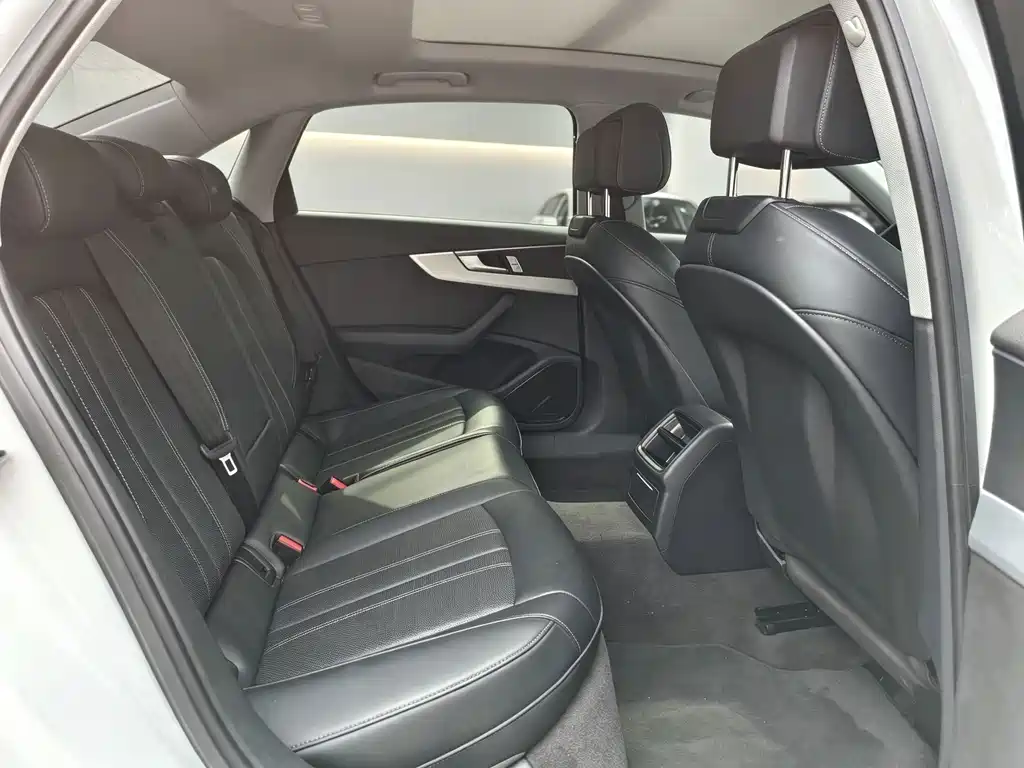 Audi A4L — миниатюра 9