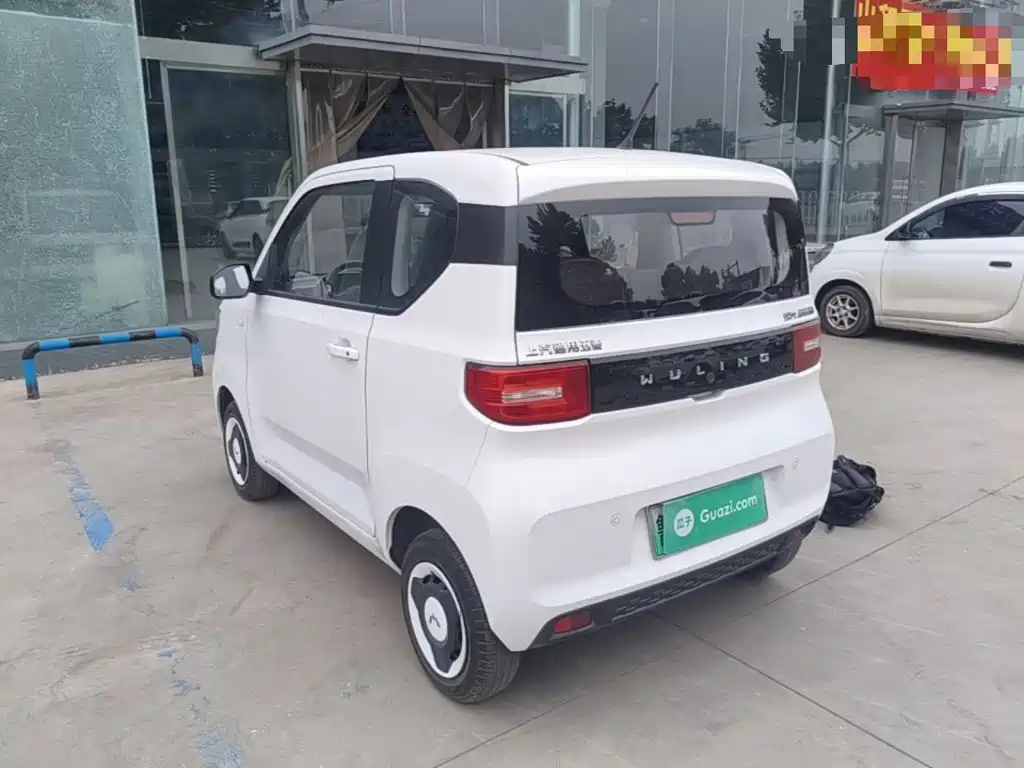 Wuling MINIEV — миниатюра 5