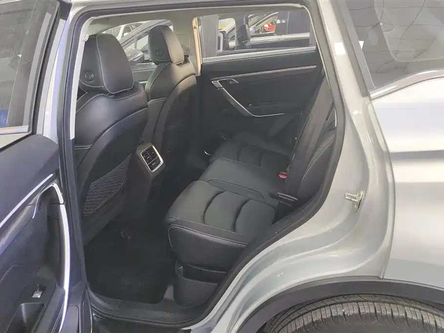 GEELY AUTOMOBILE BOYUE