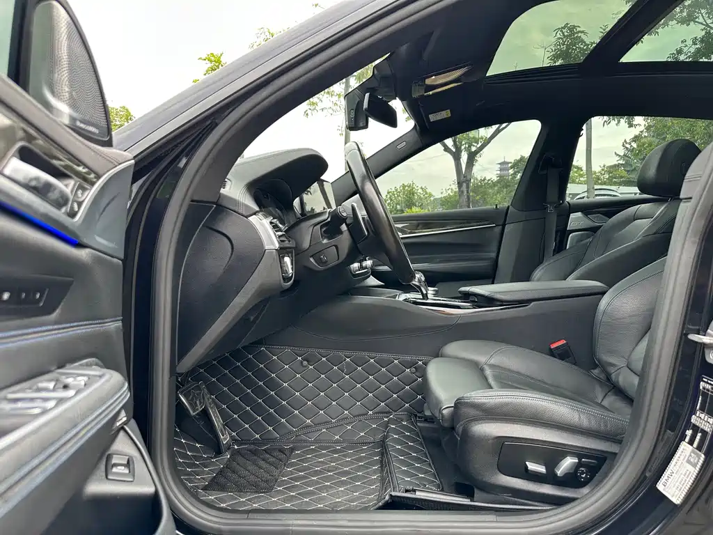 BMW 6 Series GT — миниатюра 7