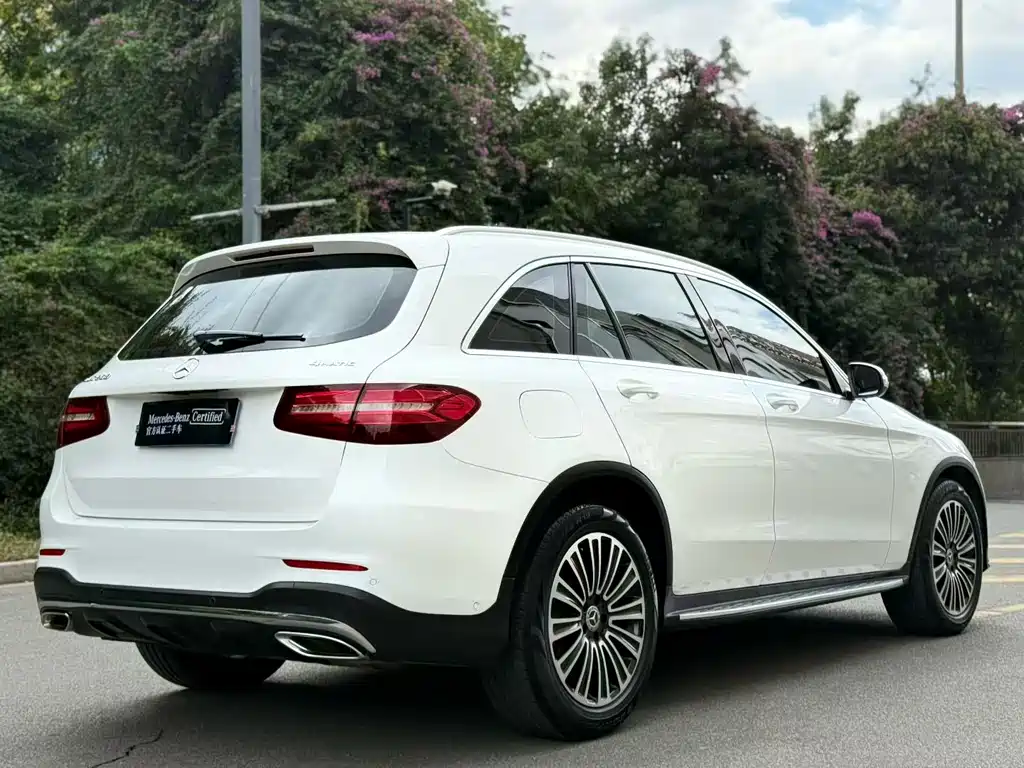 Mercedes-Benz GLC — миниатюра 9