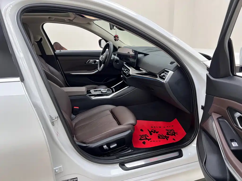 BMW i3 — миниатюра 30