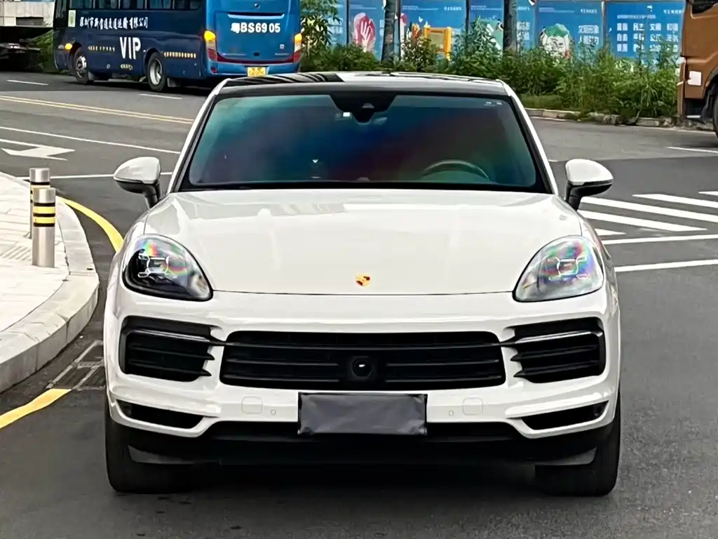 Porsche Cayenne — миниатюра 2