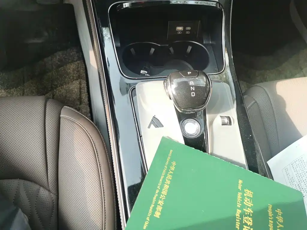 BYD Han — миниатюра 10