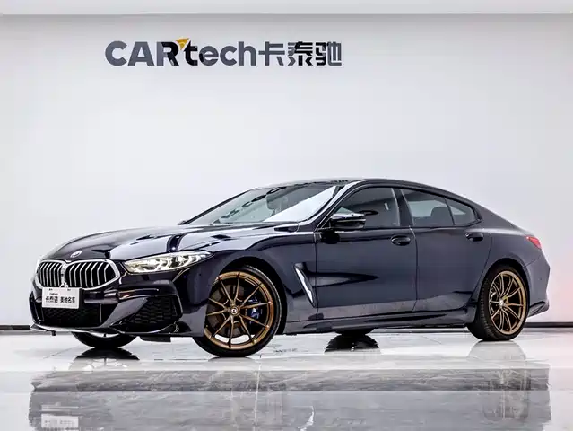 BMW  8 SERIES 2021