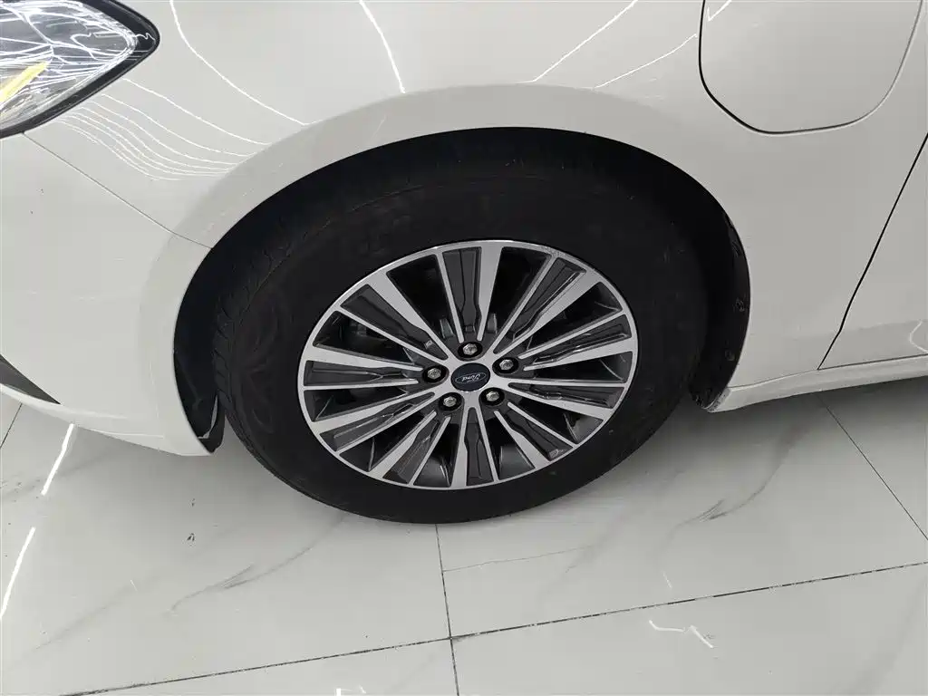 Ford Mondeo New Energy — миниатюра 25