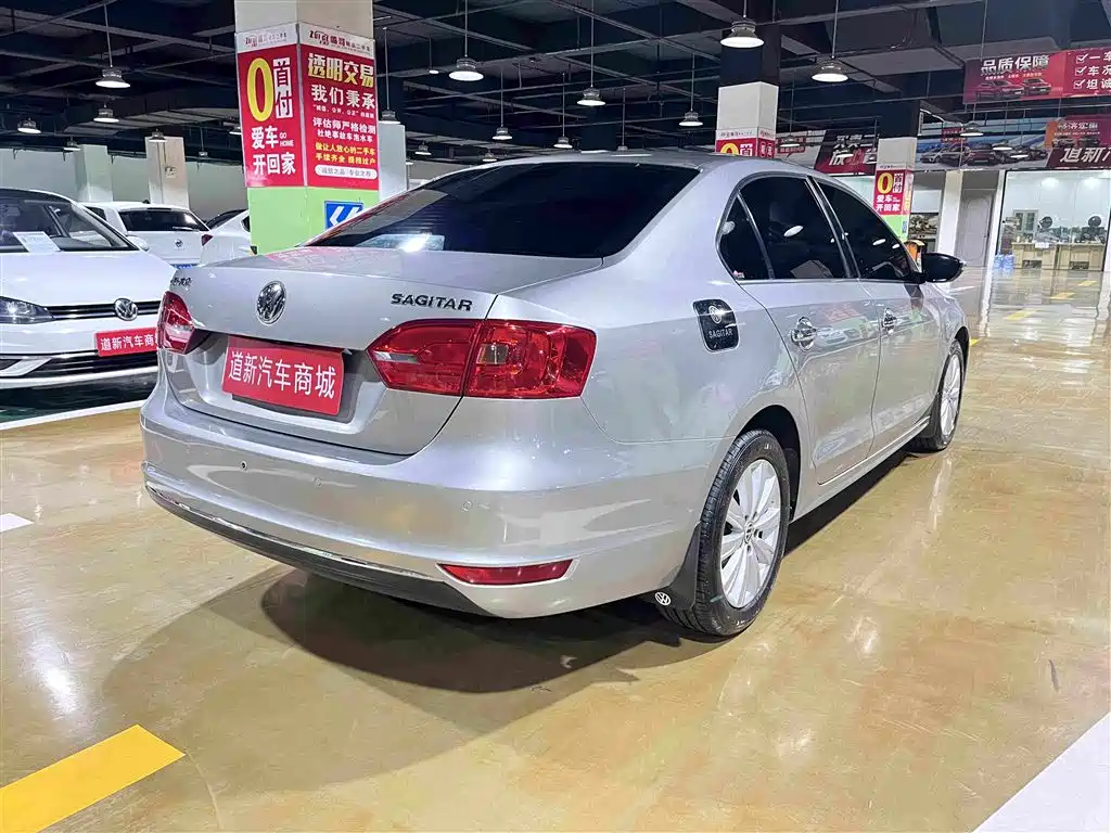 Volkswagen Sagitar — миниатюра 9