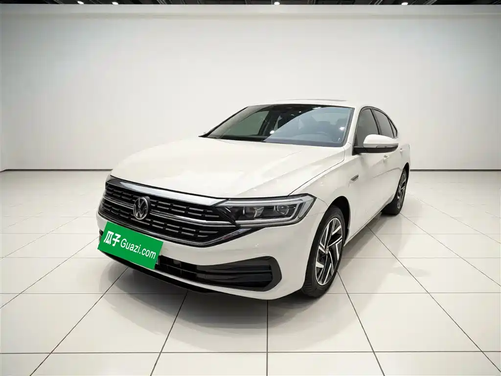 Volkswagen Sagitar 2024