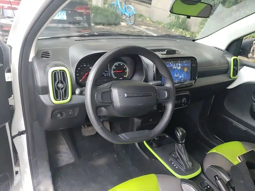 Roewe Clever — миниатюра 10
