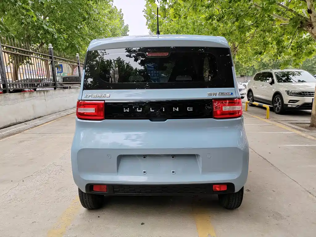 Wuling MINIEV — миниатюра 5