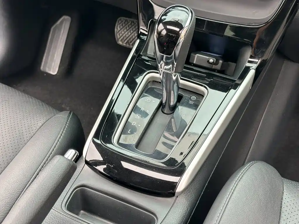 Nissan Sylphy — миниатюра 11