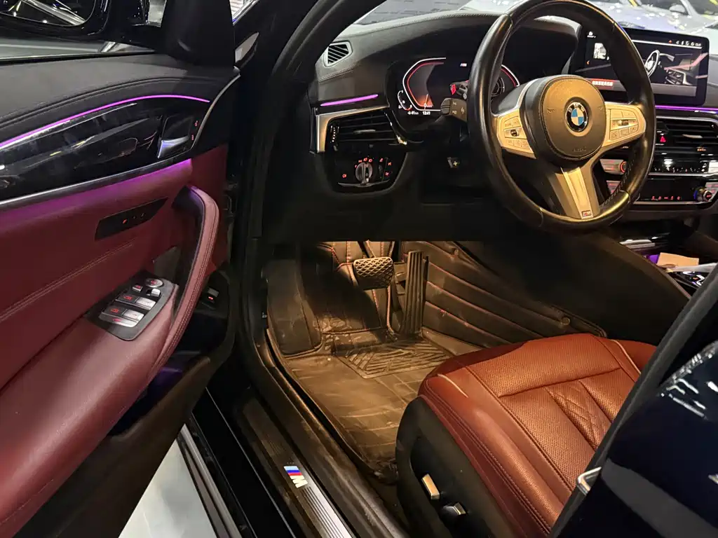 BMW 5 Series — миниатюра 18