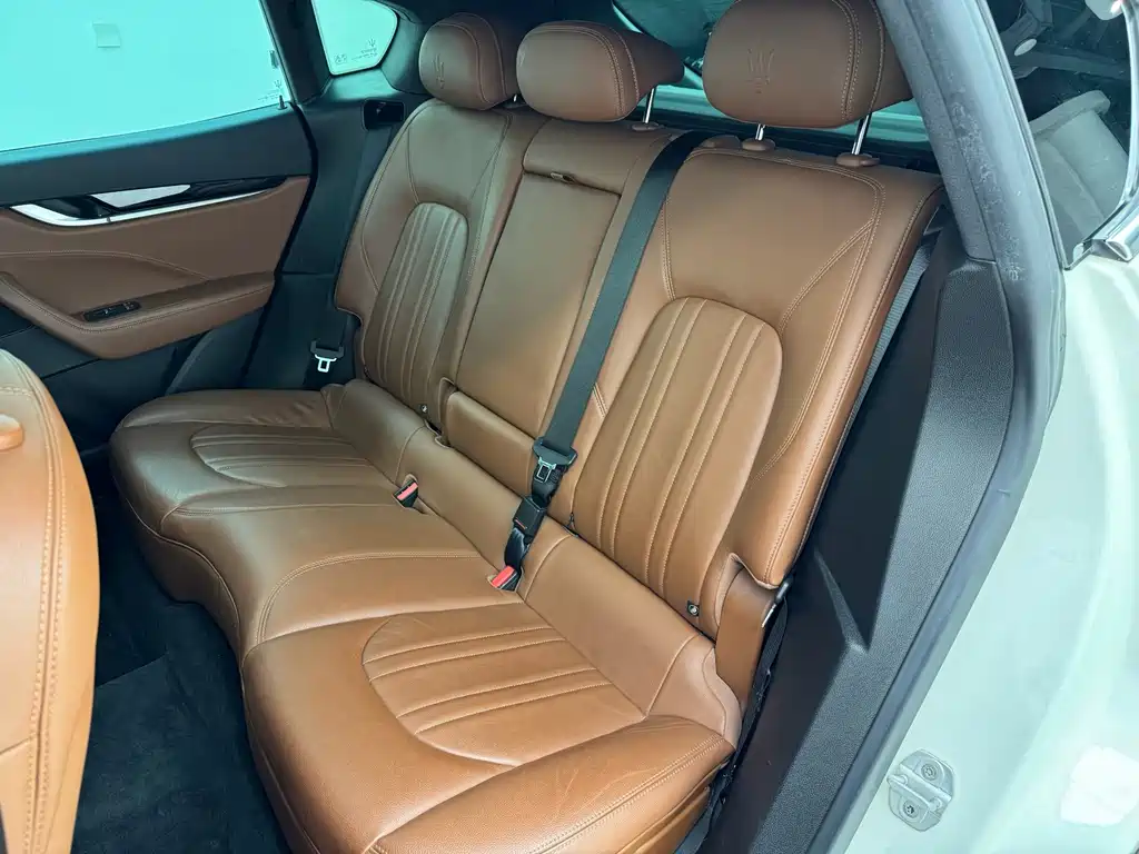 Maserati Levante — миниатюра 19