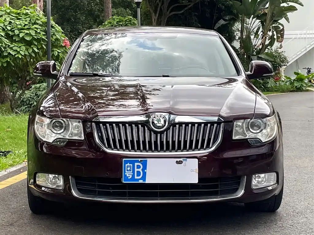Skoda Superb — миниатюра 2