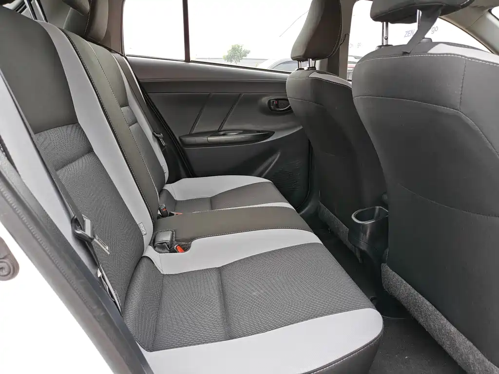 TOYOTA YARIS L ZHIXUAN