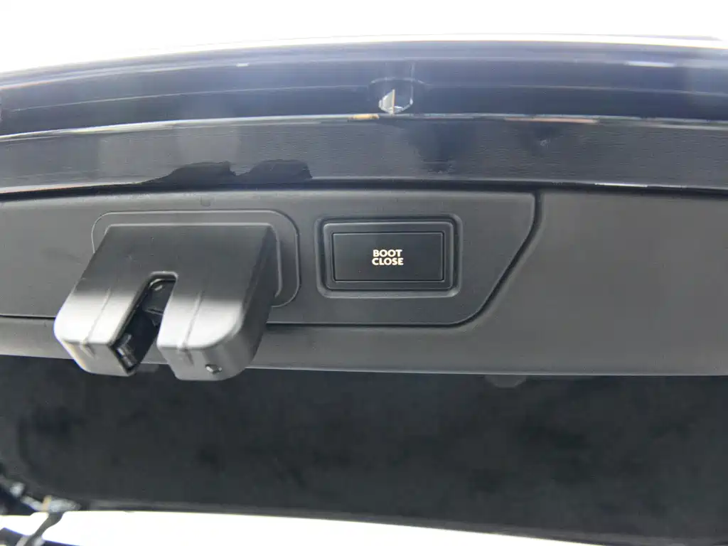 Bentley Mulsanne — миниатюра 28